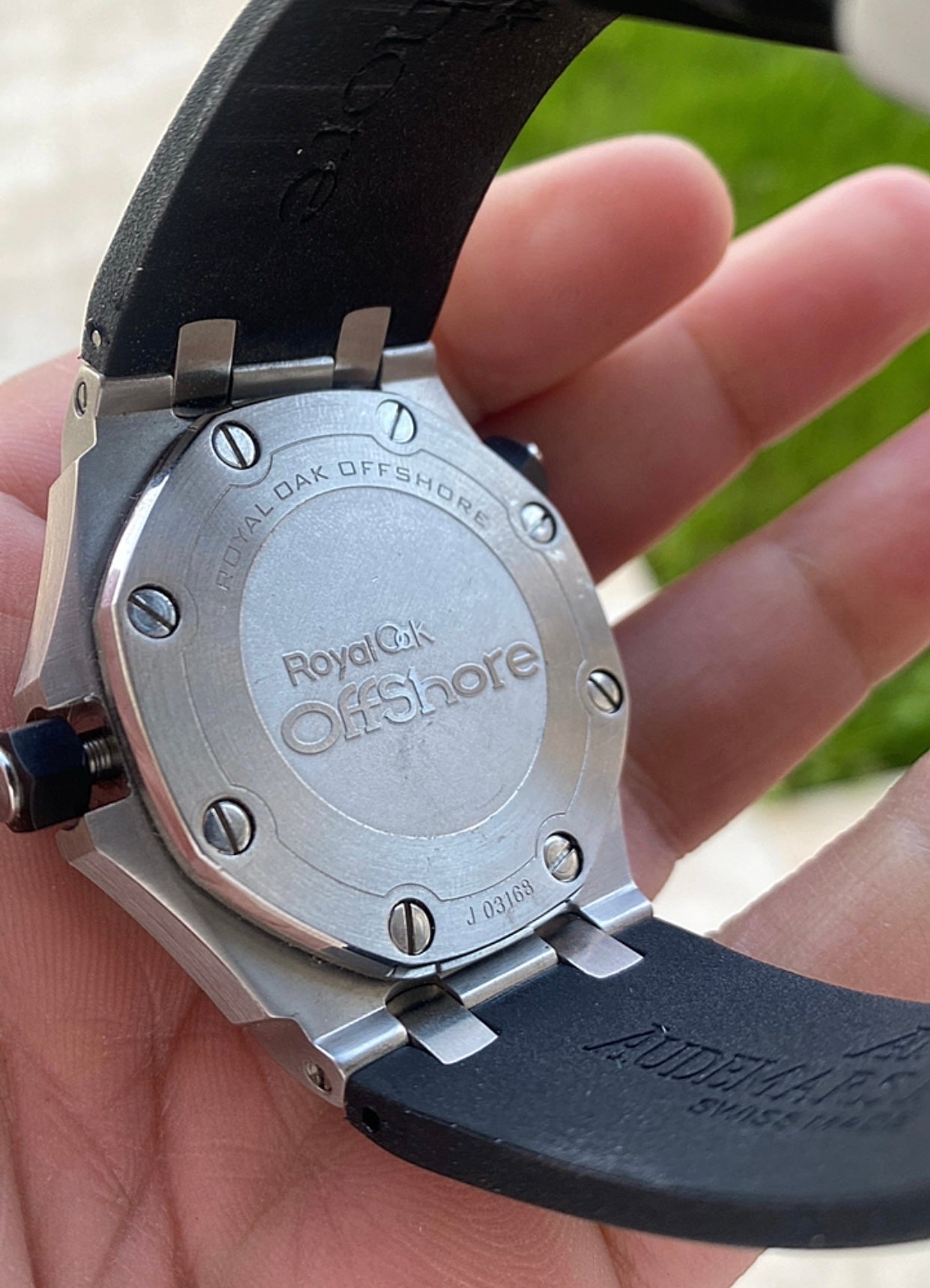 AP offshore  42 mm - اوف شور كلون طبق الأصل - قطعة واحدة ابيض و سلفر(AP 1)