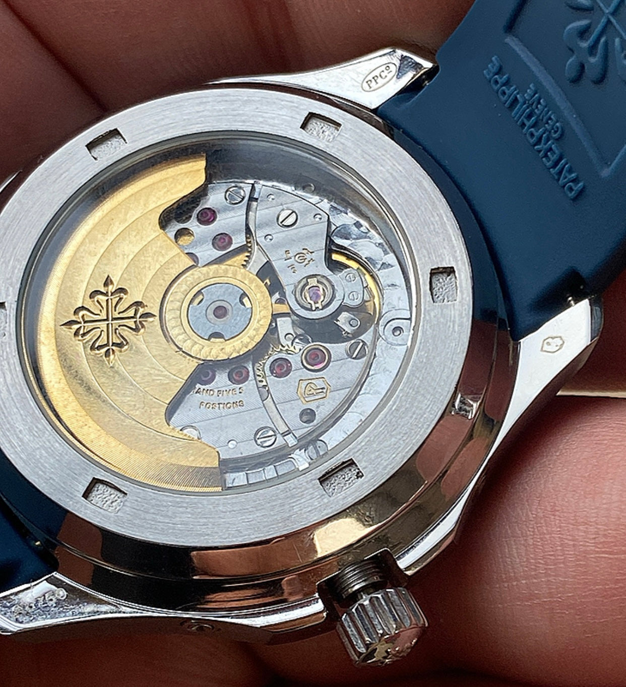 PATEK Philippe aquanaut- باتيك فيليب اكوا نوت كاليندر كلين طبق الأصل