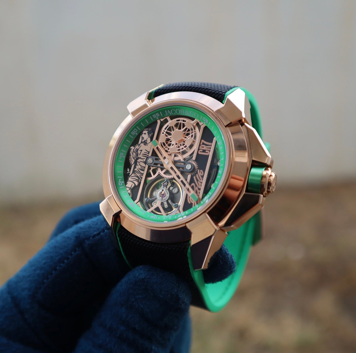 jacob & co CR7 - جاكوب اند كو اصدار رونالدو لون اخضر توربيون كلين درجة اولى