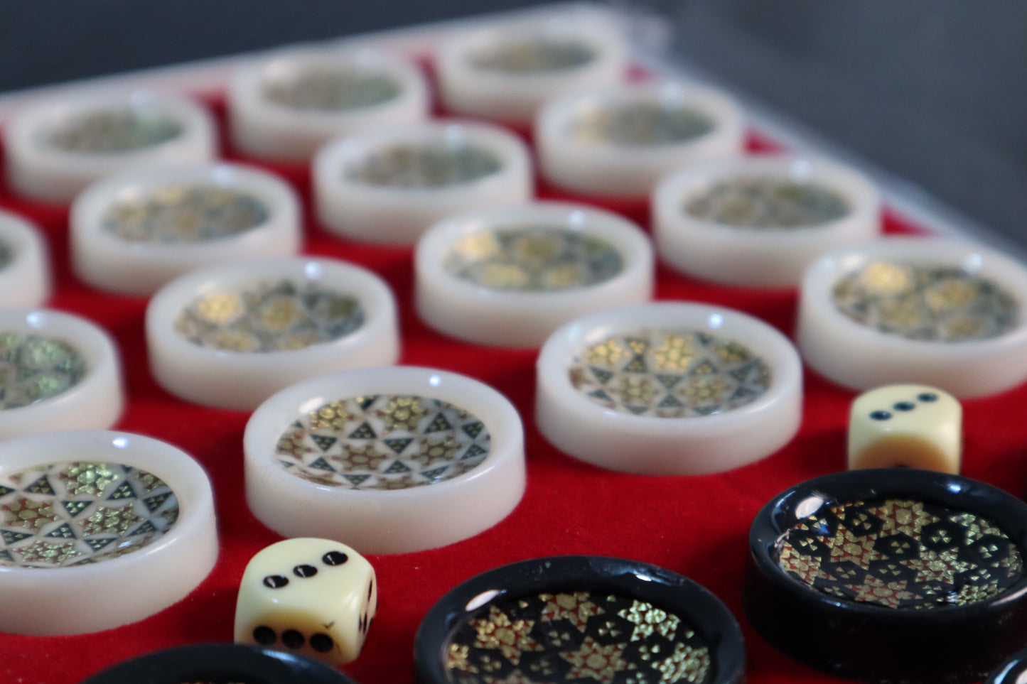 طاولي + شطرنج قطعة فنية للاقتناء - حجم كبير