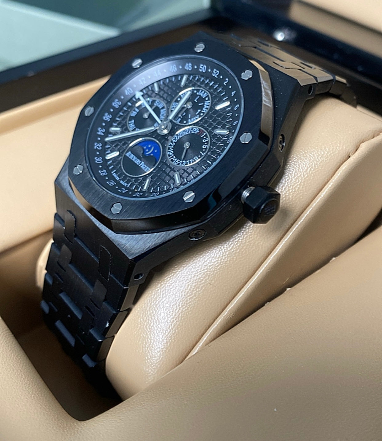 AP Royal Oak Calendar 41 mm - أي بي رويال اوك كاليندار اسود