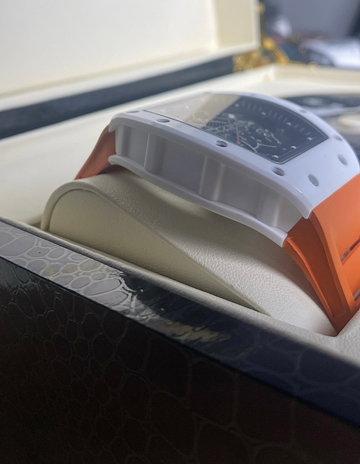 RM 55 Bubba watson Orange  Ceramic 2024- اورانج سيراميك قطعة واحدة (RM 4)