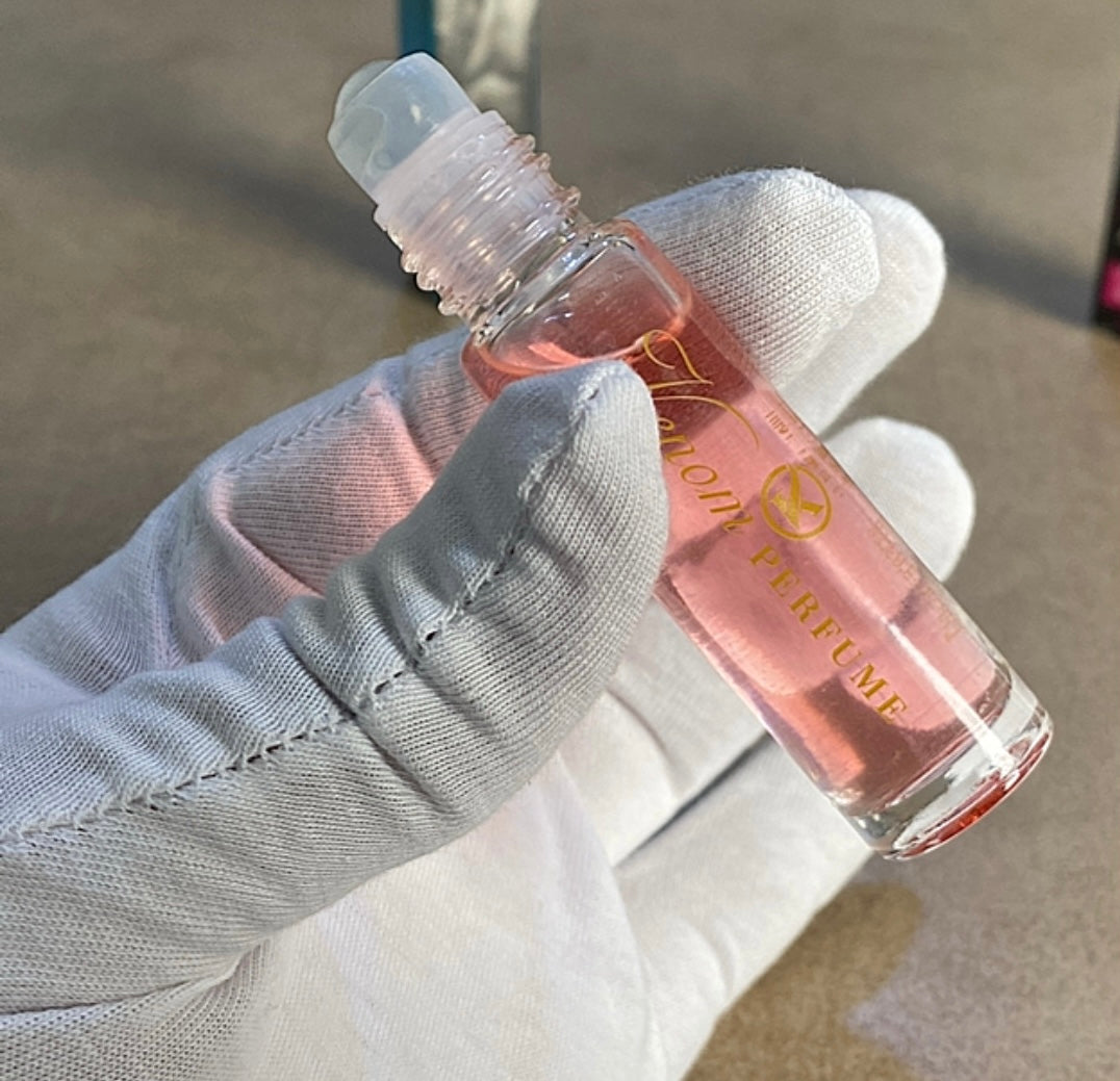 عطر ڤينوم الفرموني - دهن قبل العلاقة - القطعتين ٣٥ ألف شامل التوصيل