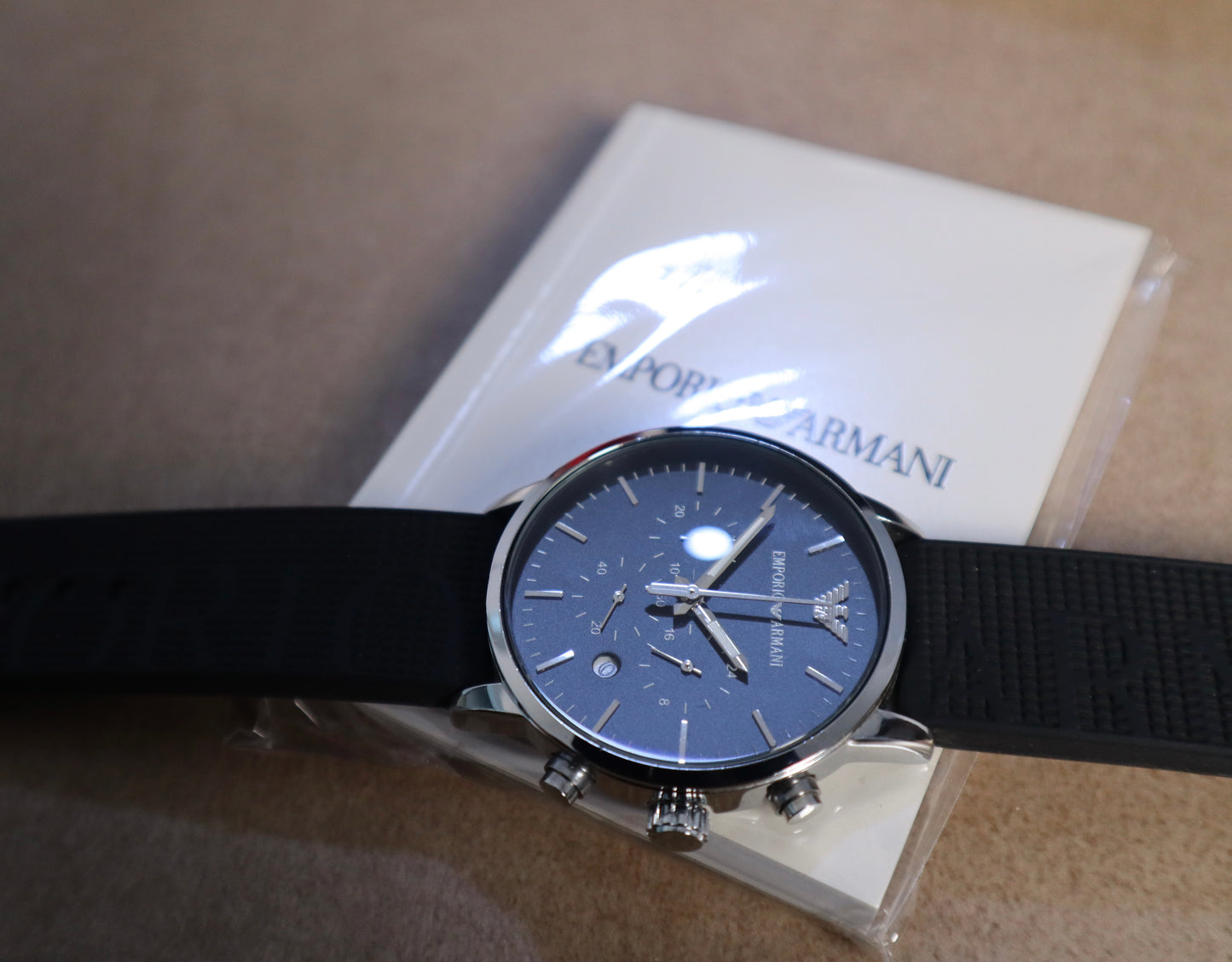 ساعة ارماني كرونو جراف اسود - متوفر قطعتين