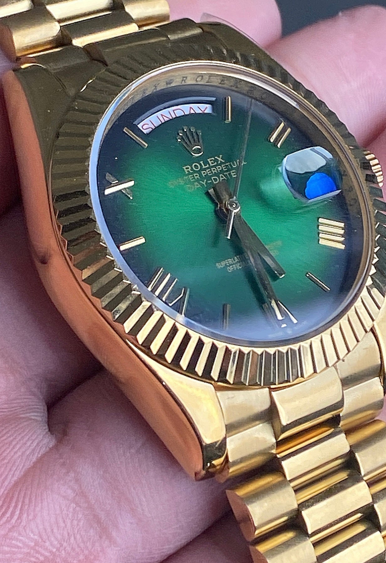 40 mm رولكس داي ديت جرين ديل كلين تايتل ( مستعمل بحالة الجديد)
