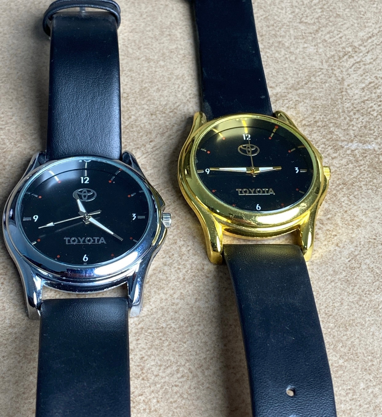 عرض ساعات تويوتا