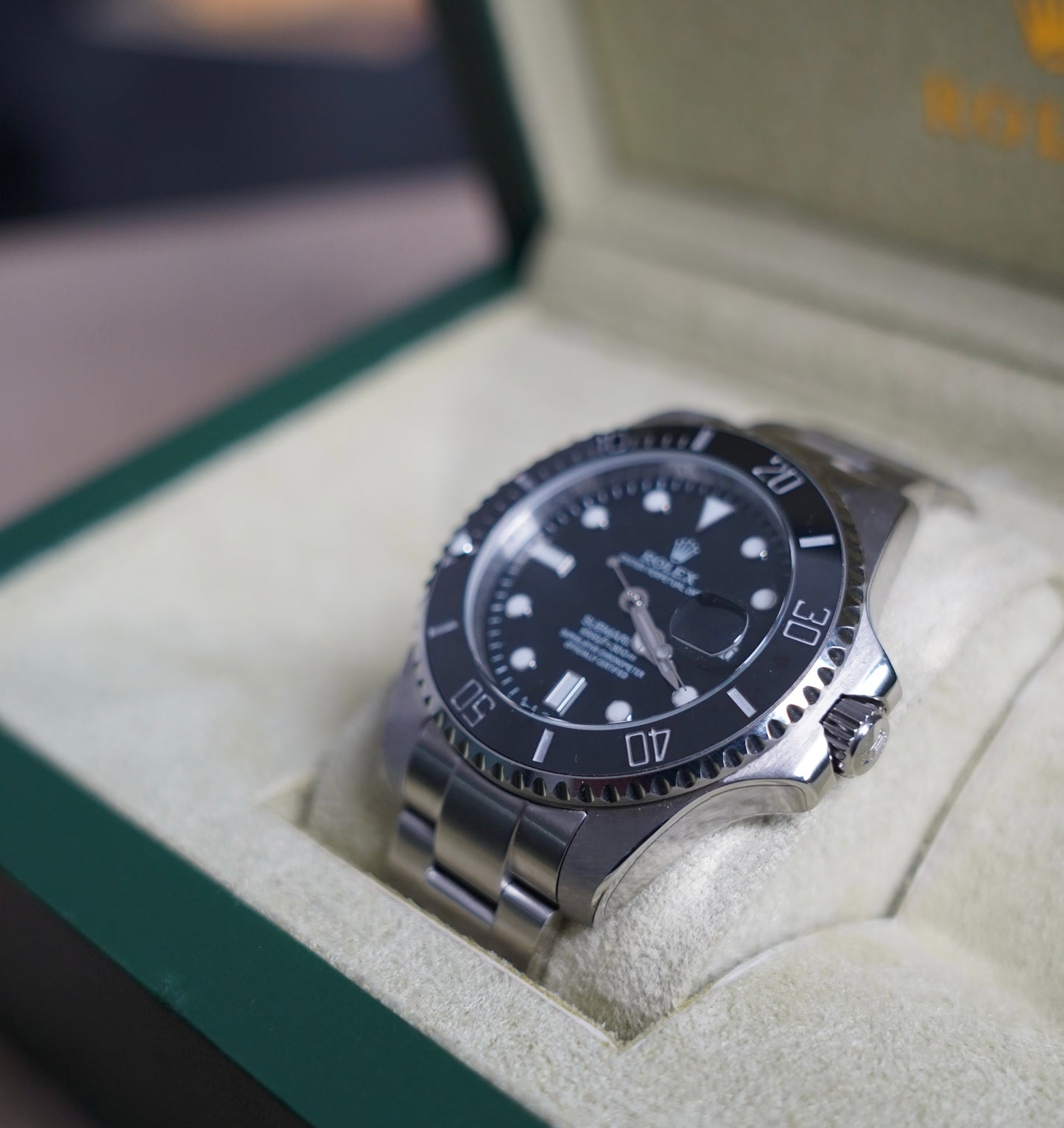 40 mm رولكس اسود GMT الأعلى طلباً