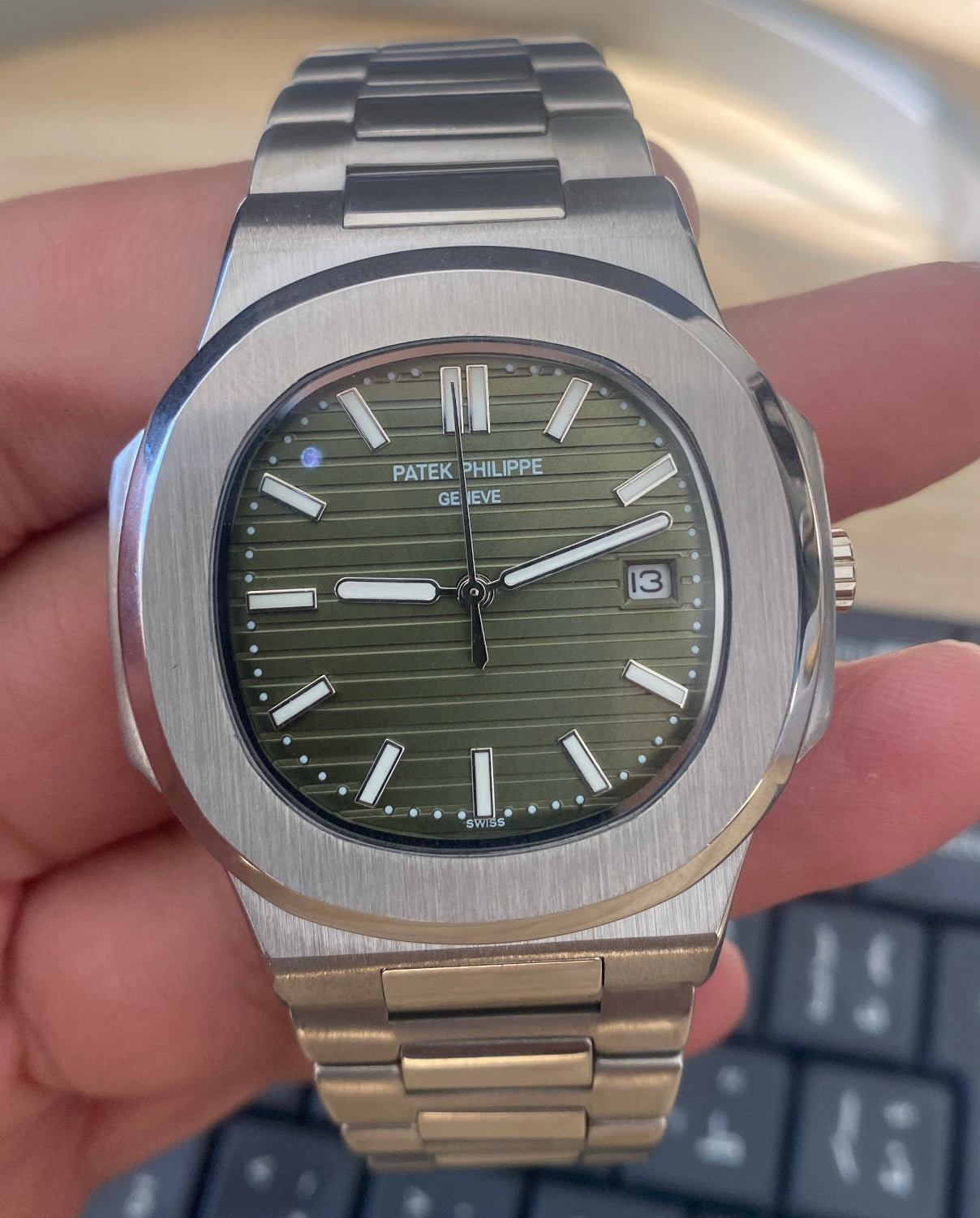 40.5 mm باتيك فيليب نوتلس لون زيتوني