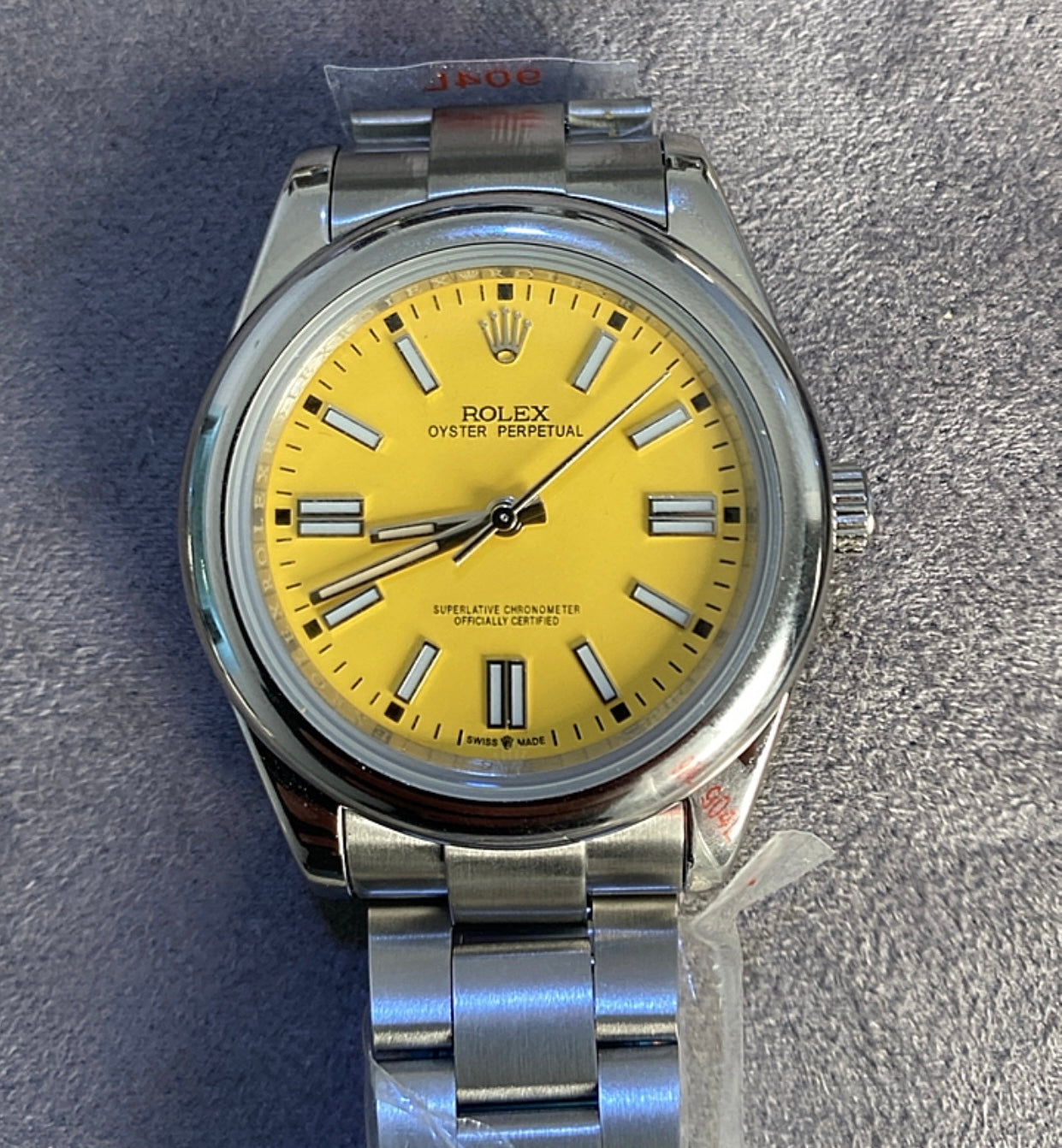 Rolex oyster perpetual Yellow - متوفر قطعتين جراند ماستر