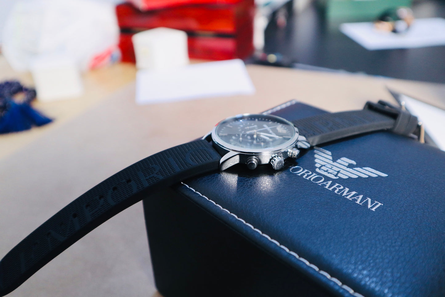 ساعة ارماني كرونو جراف اسود - متوفر قطعتين