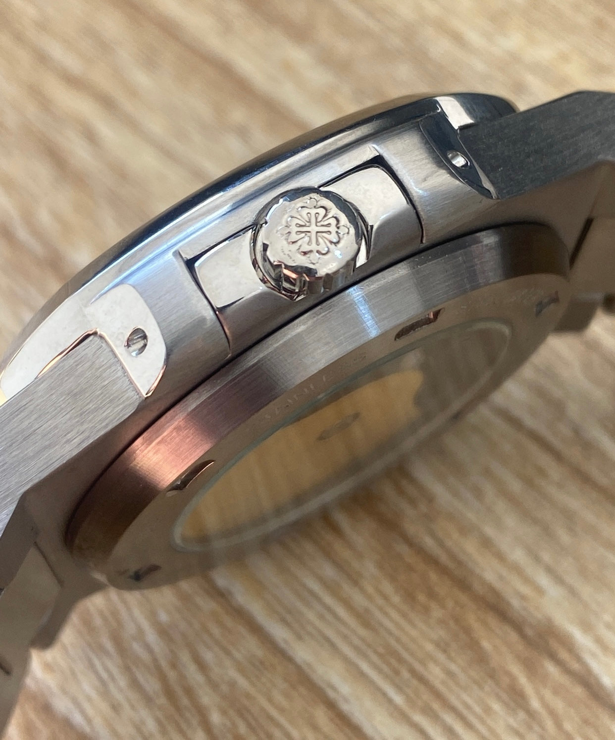 40.5 mm باتيك فيليب نوتلس لون زيتوني