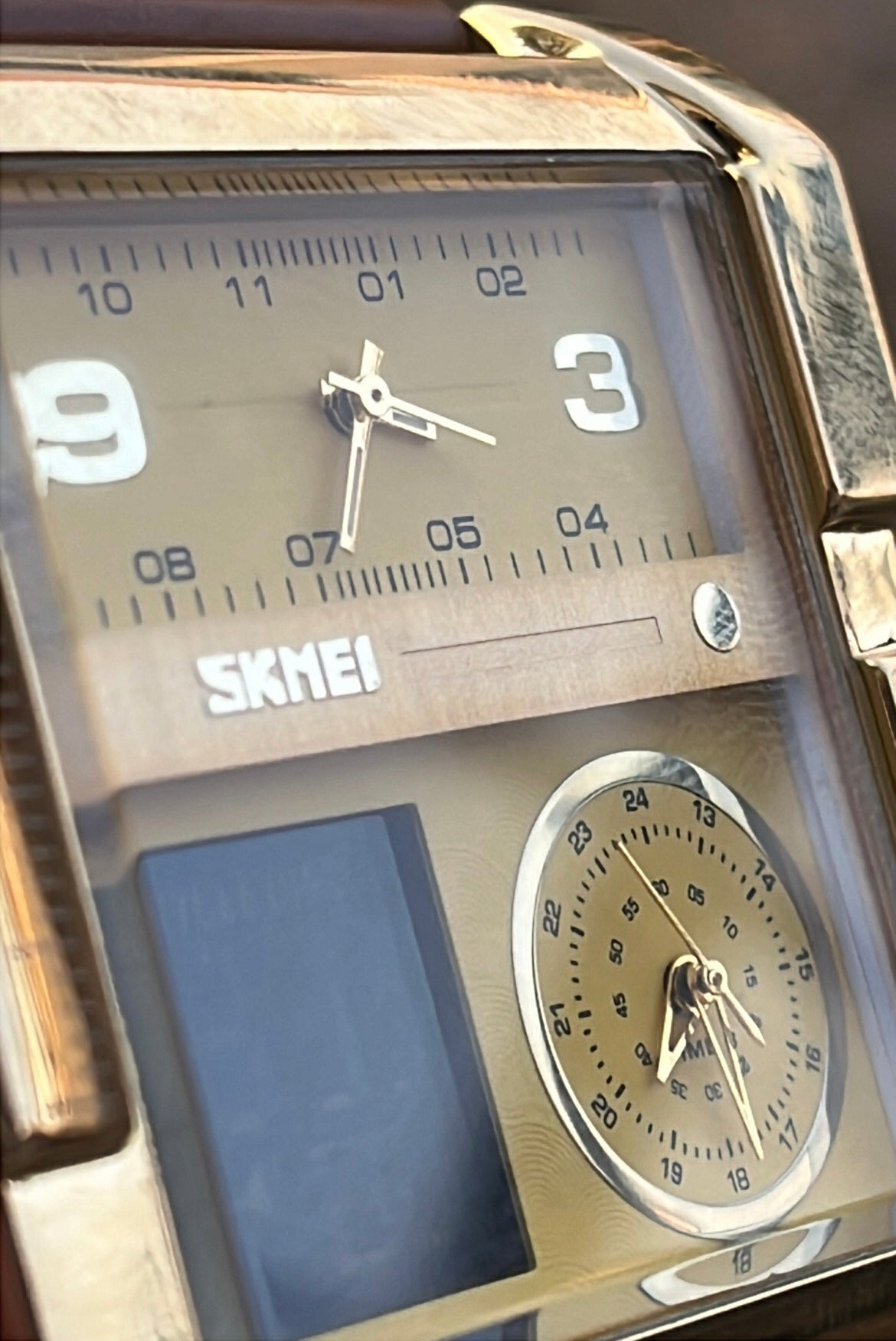 ساعه سكيمي اثريه اصليه اصدار ١٩٨٩ - وارد كويت