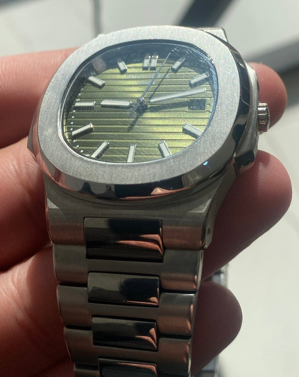 40.5 mm باتيك فيليب نوتلس لون زيتوني