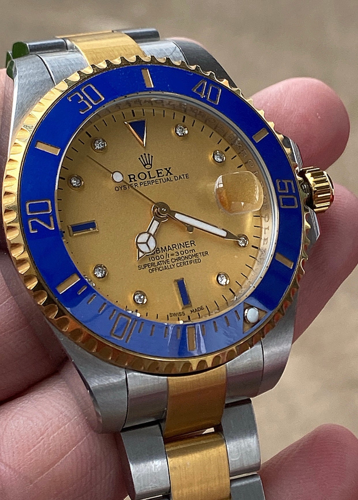 41 mm رولكس ساب مارينر اصدار نادر - ازرق و ذهبي