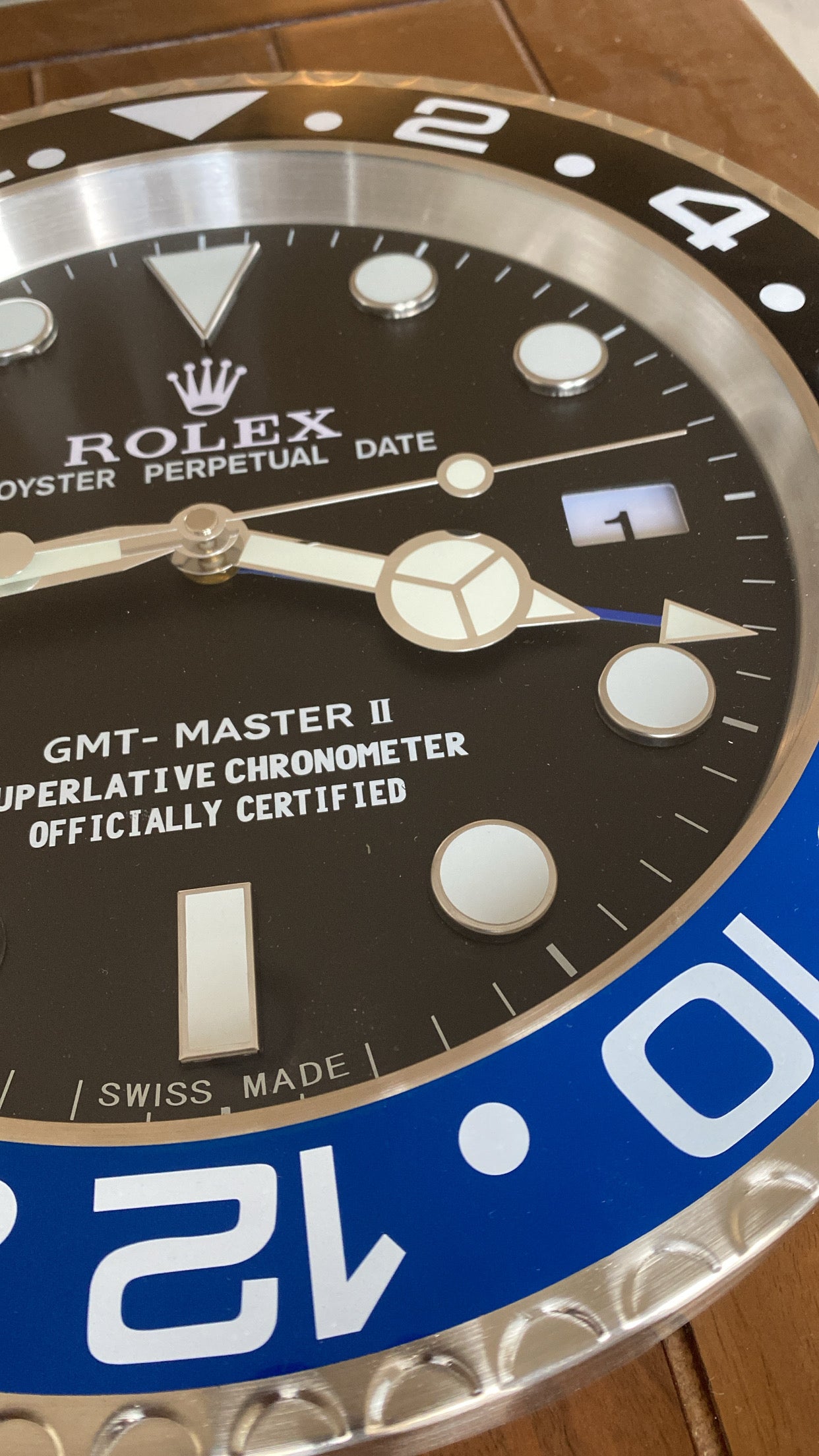 ساعه رولكس باتمان جداريه