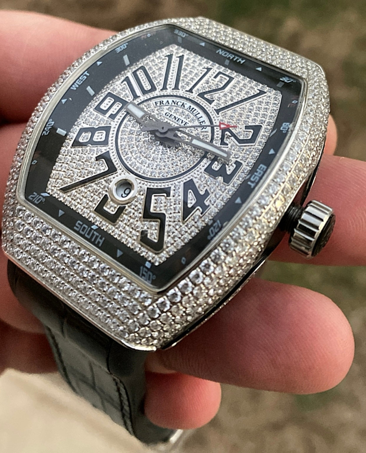 فرانك مولر كلين طبق الاصل (السعر بالاردني 500دينار واصلة لعمان)