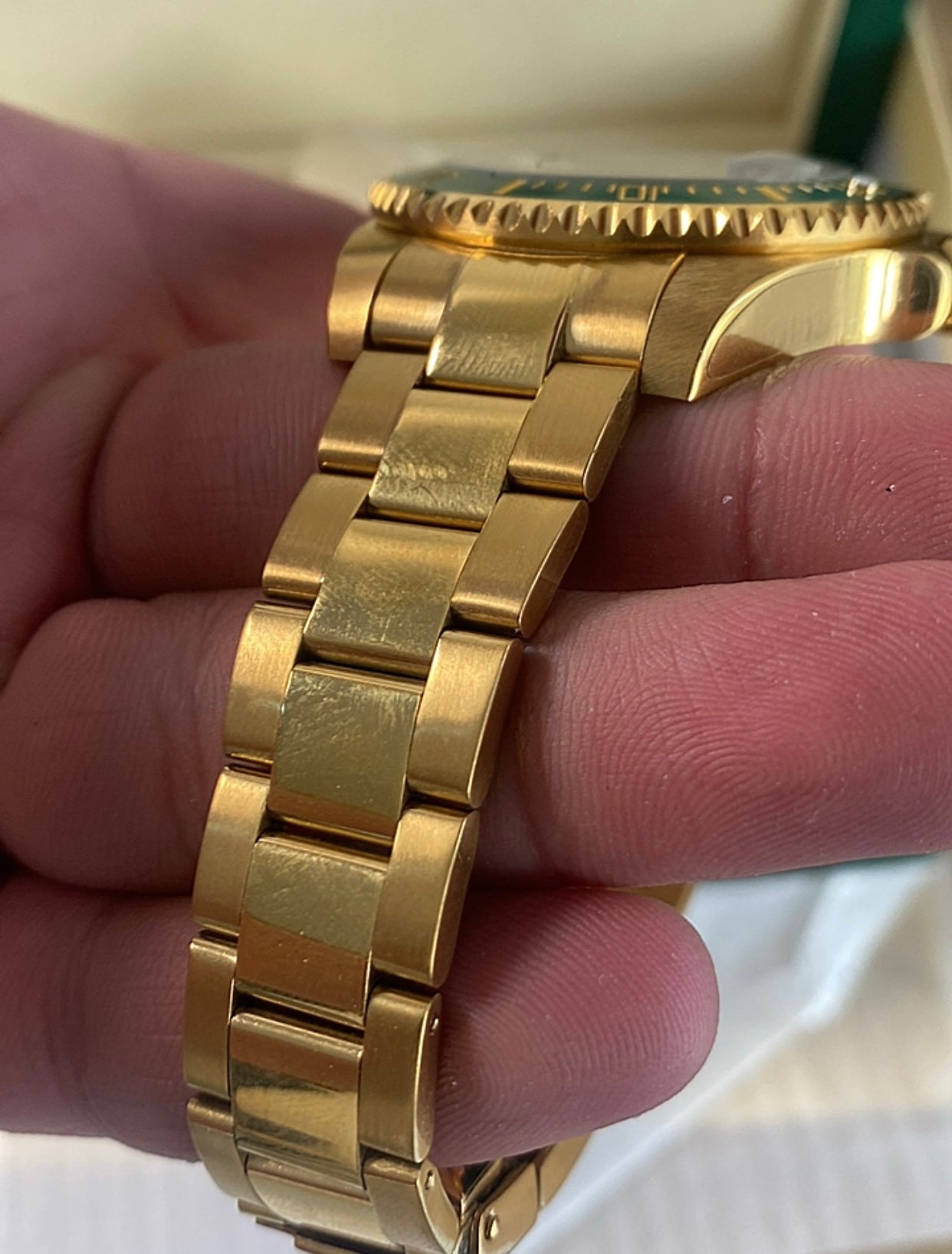 41 mm رولكس سابمارينر ستاربكس مينا اسود + ستراب ذهبي كامل- مستعمل بحالة الجديد