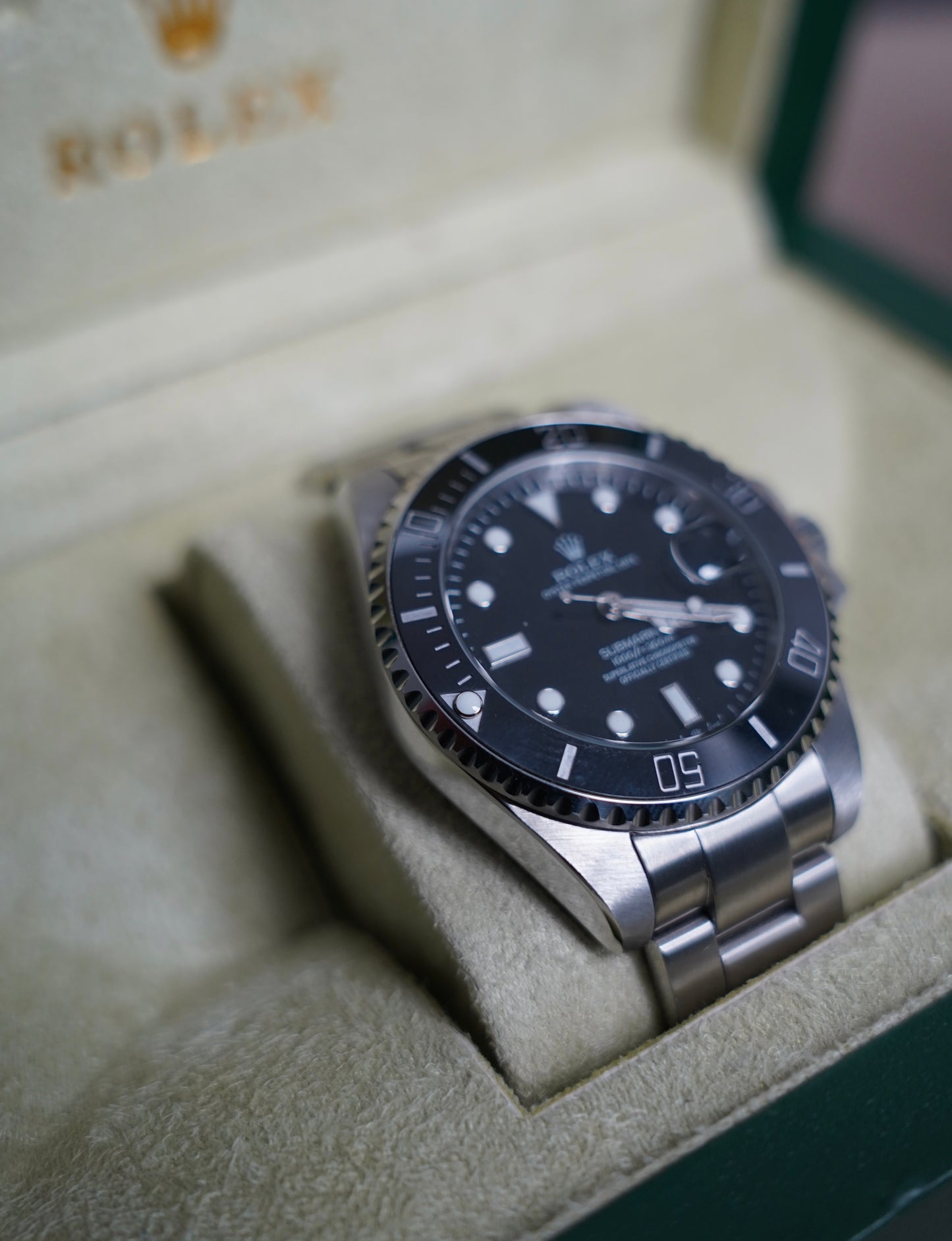40 mm رولكس اسود GMT الأعلى طلباً