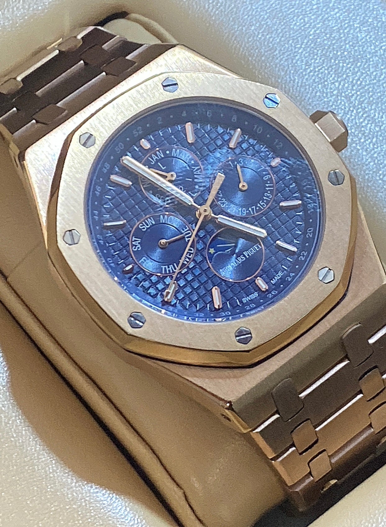 Ap royal ouk  41 mm رويال اوك كلين تاتيل - نادرة جدا جدا -