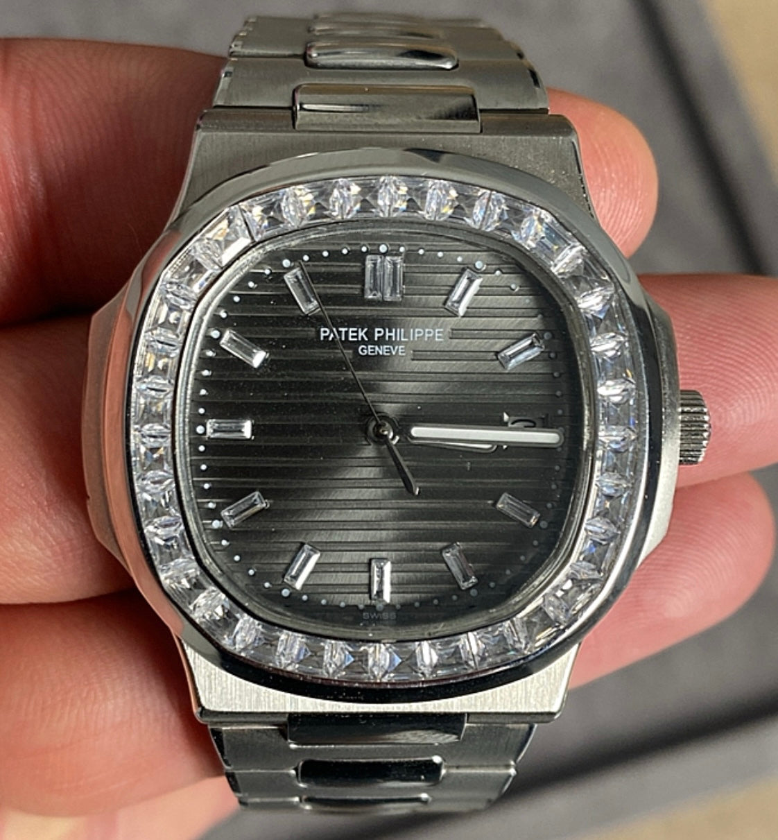 PATEK PHILIPPE RUBY - باتيك فيليب جرين روبي حبة وحدة فقط