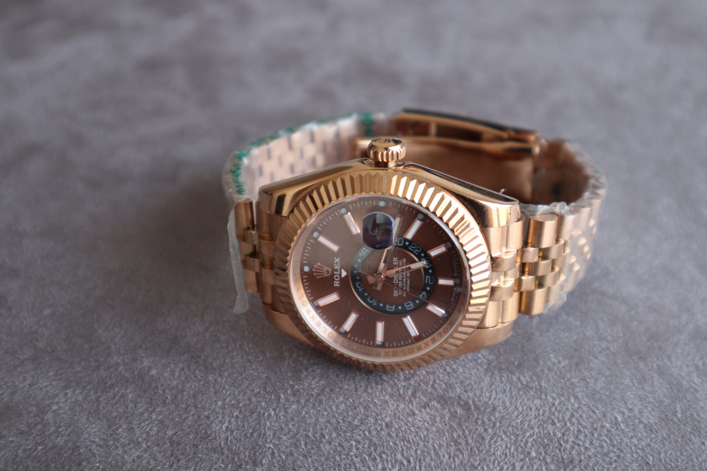 42 mm السعر بالاردني ٣٠٠ دينار رولكس سكاي دولر روز جولد سوبر كواليتي