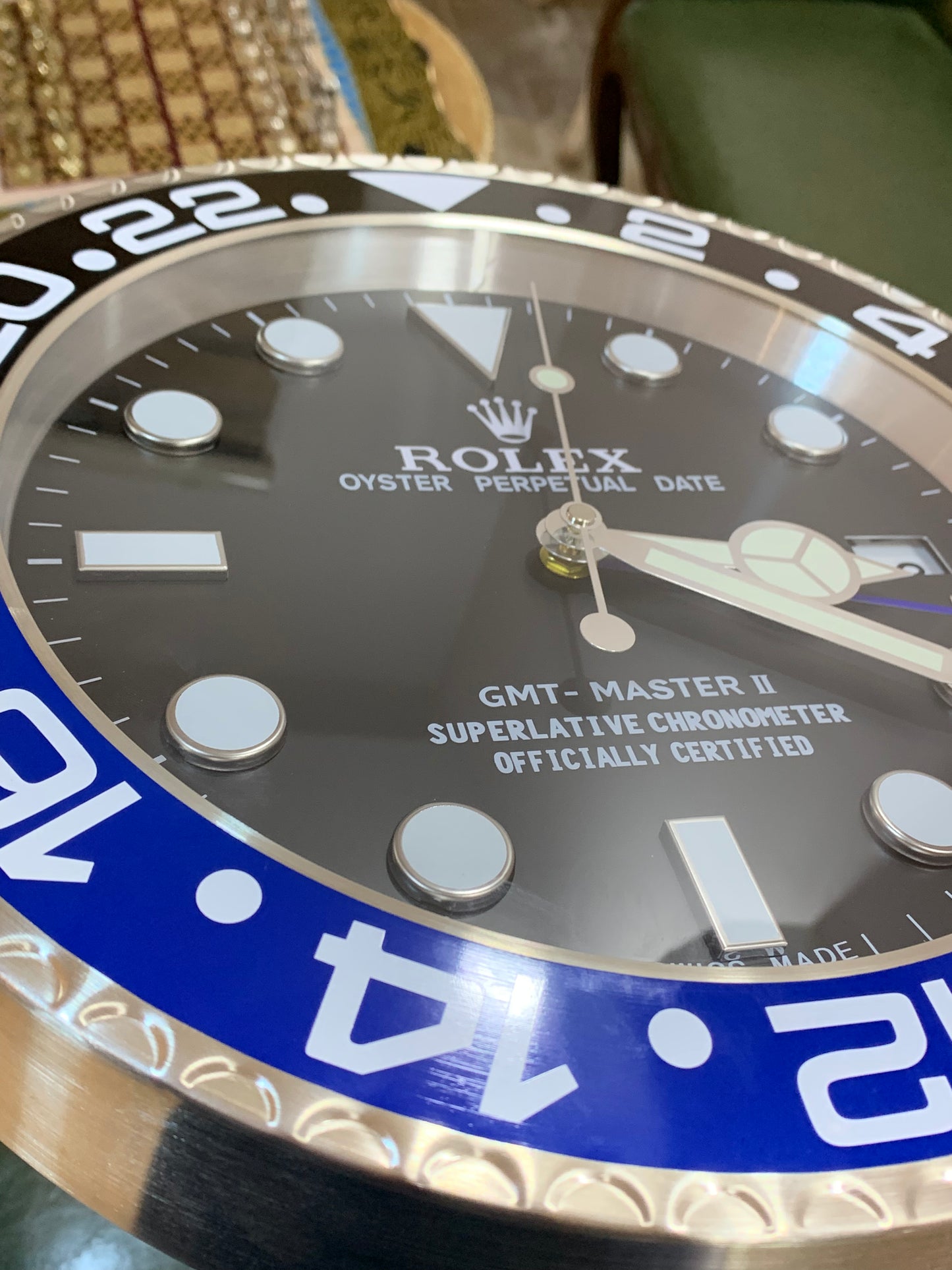 ساعه حائط بتصميم رولكس باتمان -  تصميم دقيق تاريخ.وعقربين ROLEX GMT BATMAN