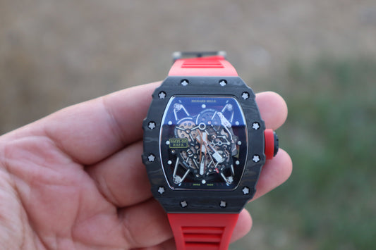 RM 35-02 RAFA - ريتشارد ميل اصدار ليميتد رافايل مادال ستراب احمر (السعر بالاردني 550 دينار واصلة لعمان)