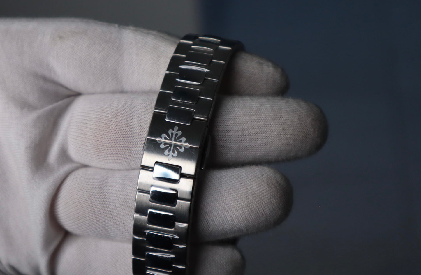 PATEK Philippe Tiffany CLEAN - تيفاني نسبة تطابق عالية جدا لا تفرق مكينة تصميم سويسري