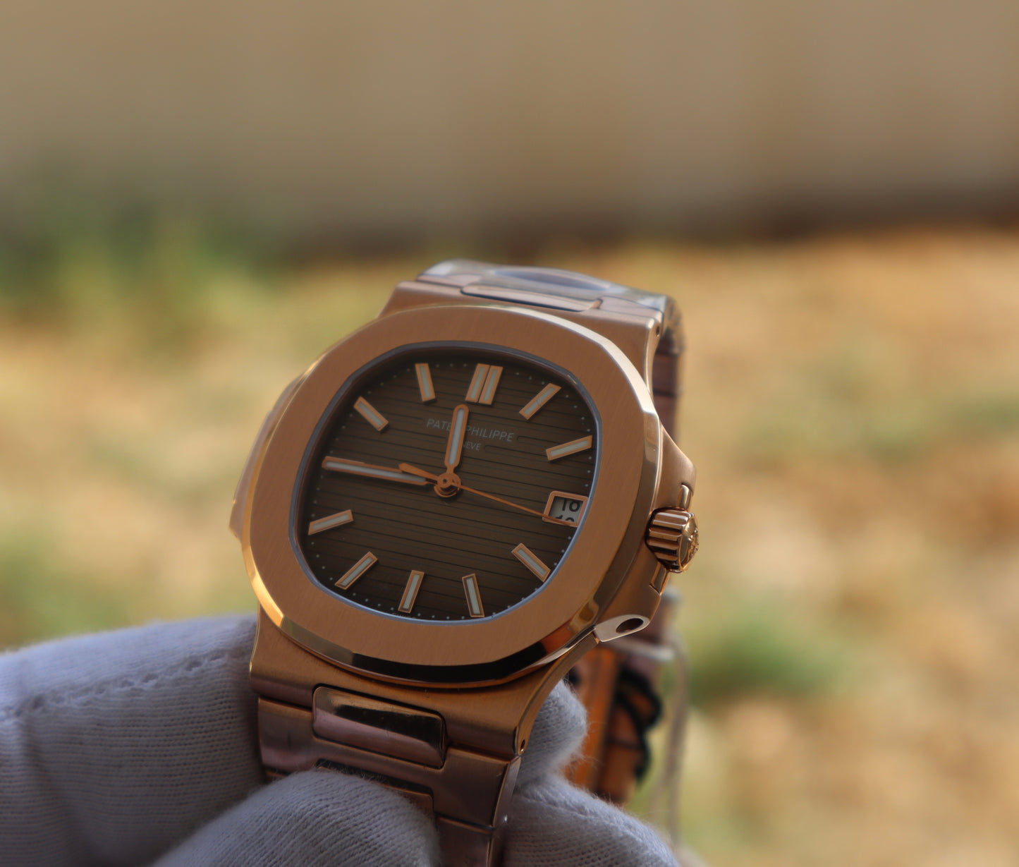 PATEK Philippe  Nautilus Rose Gold Clean - نوتيلس فول روزجولد كلين حبة واحدة