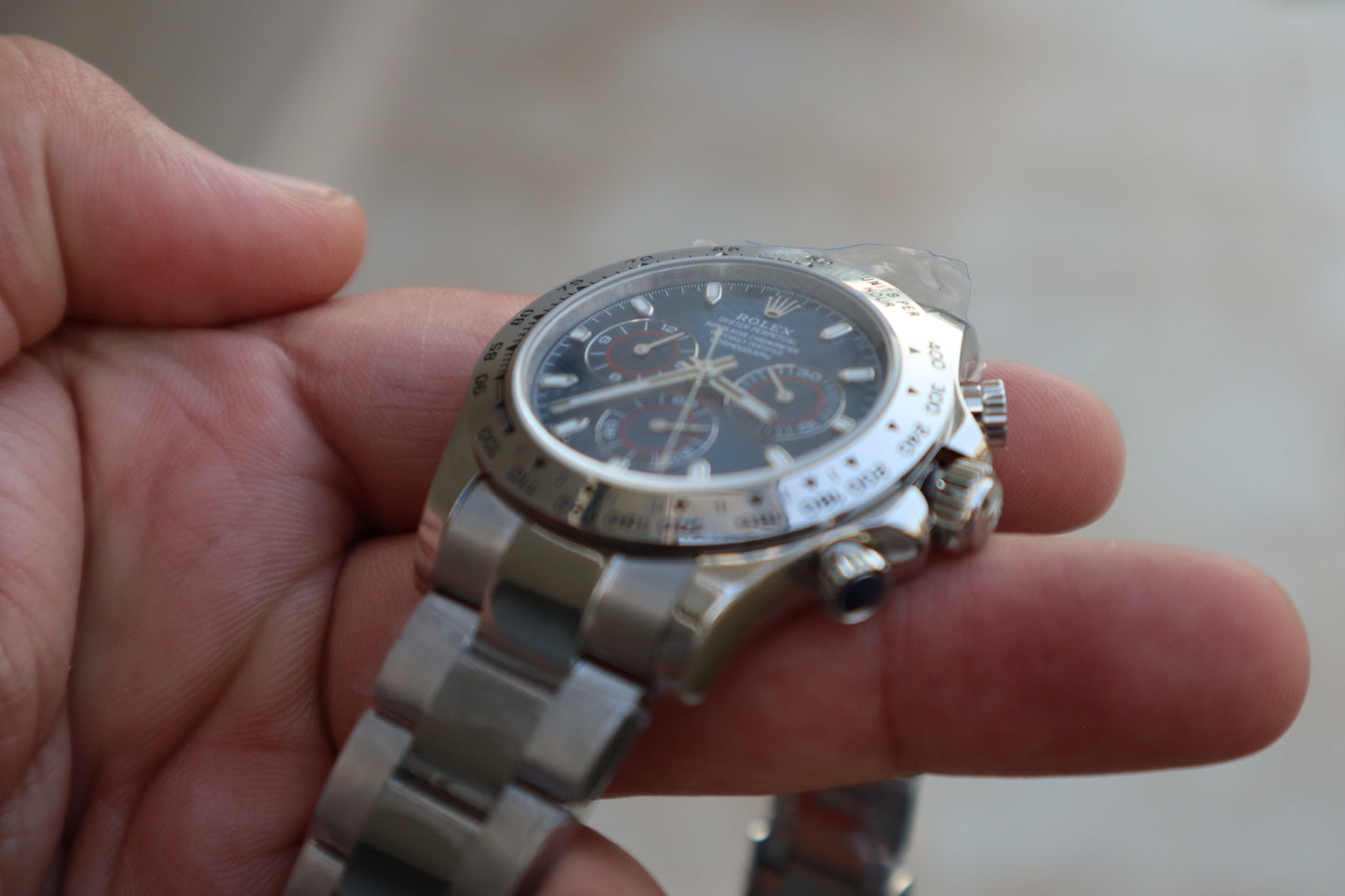 رولكس دايتونا كوزموغراف طبق الاصل حبه واحده فقط ، كلين