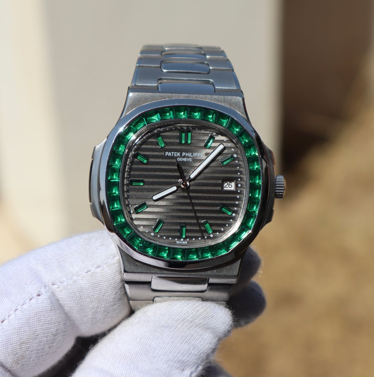 PATEK PHILIPPE RUBY - باتيك فيليب جرين روبي حبة وحدة فق