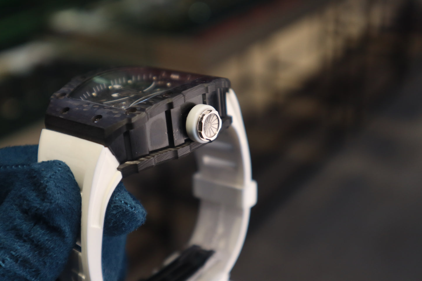 ريتشارد ميل كاربون طبق الاصل وارد تركيا - باله سعرها في تركيا ٣ الاف دولار - سعر الساعة مليون و مئة الف