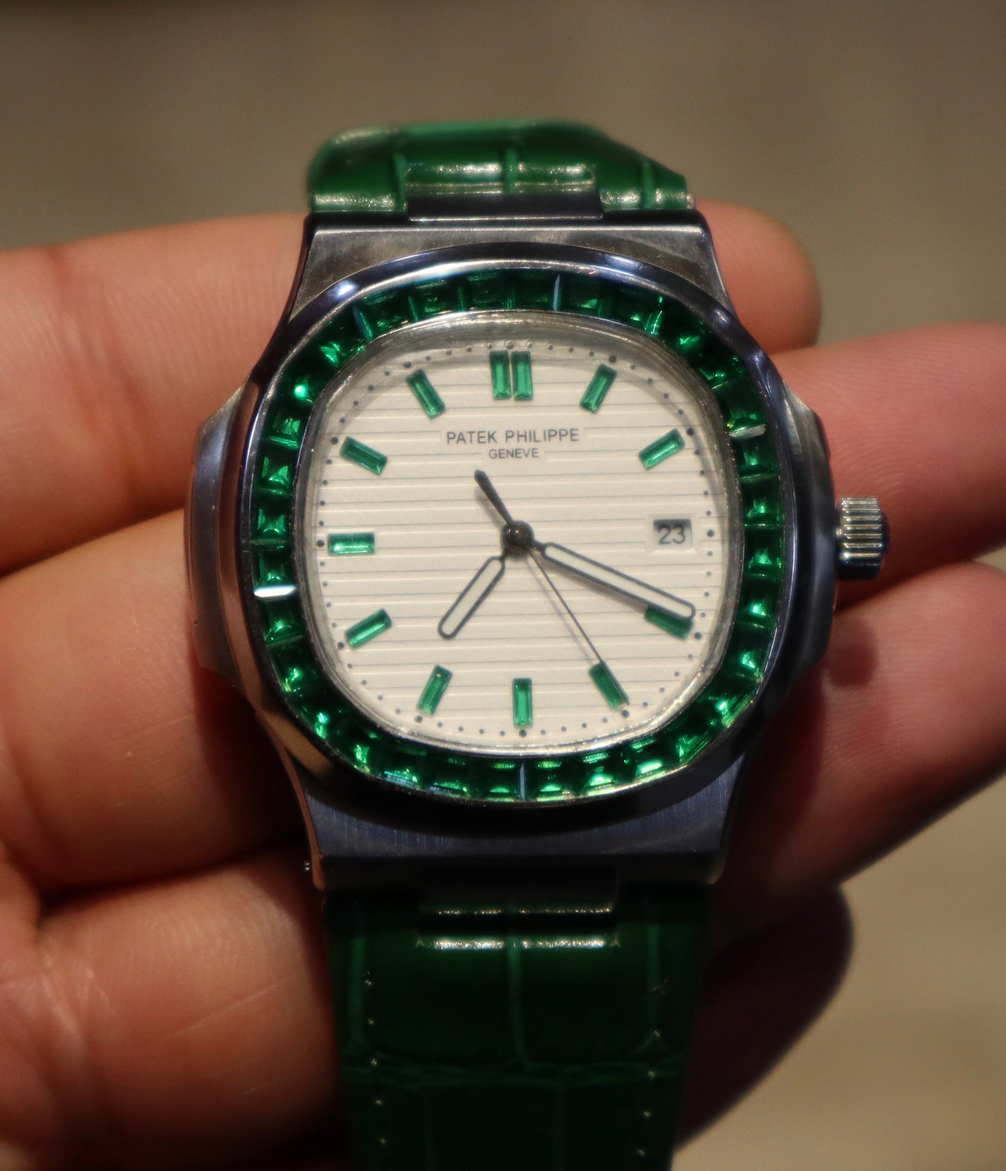 PATEK PHILIPPE RUBY - باتيك فيليب جرين روبي حبة وحدة فقط