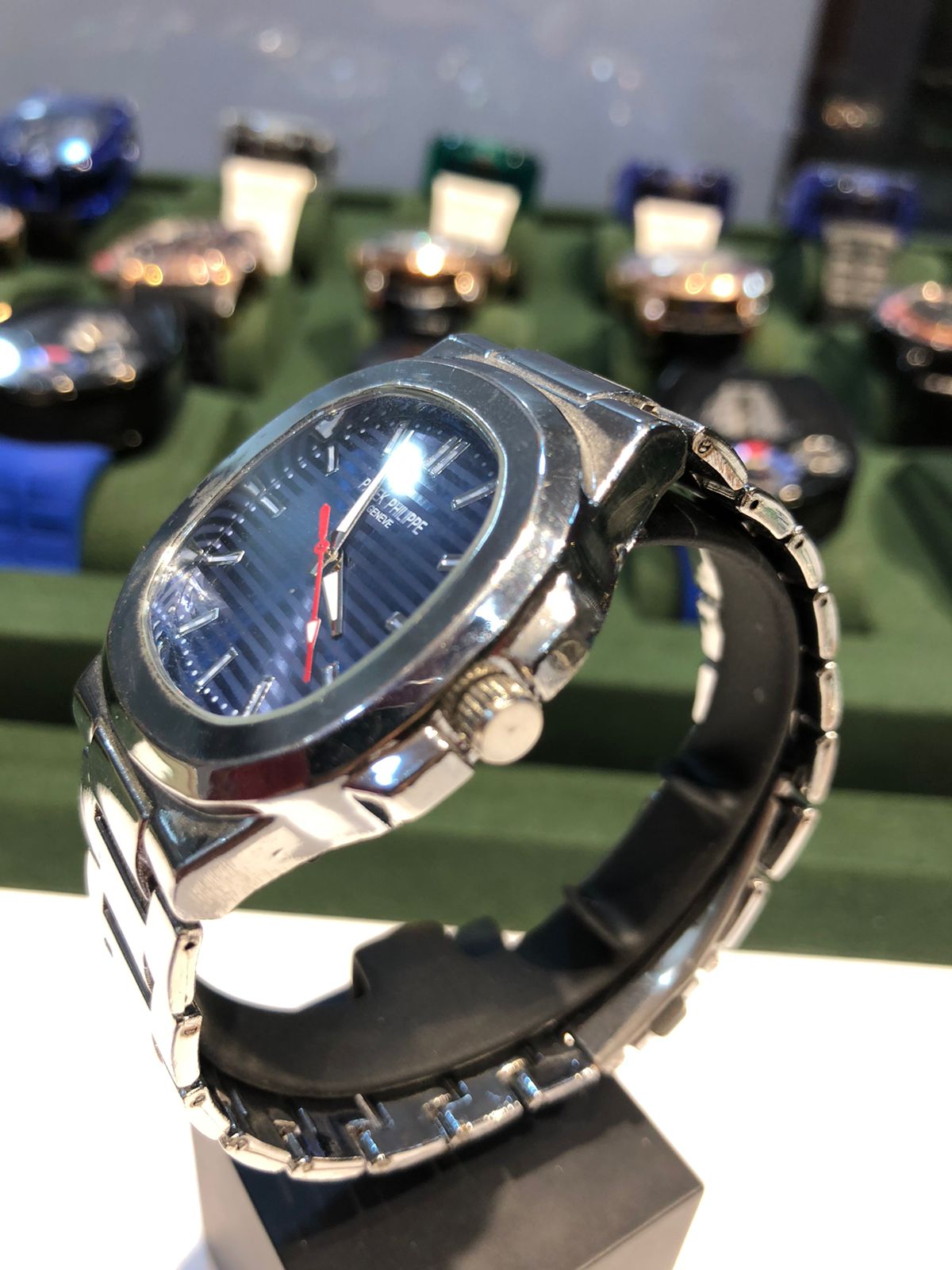 BLUE PATEK PHILIPPE : ساعة باتيك فيليب زرقاء