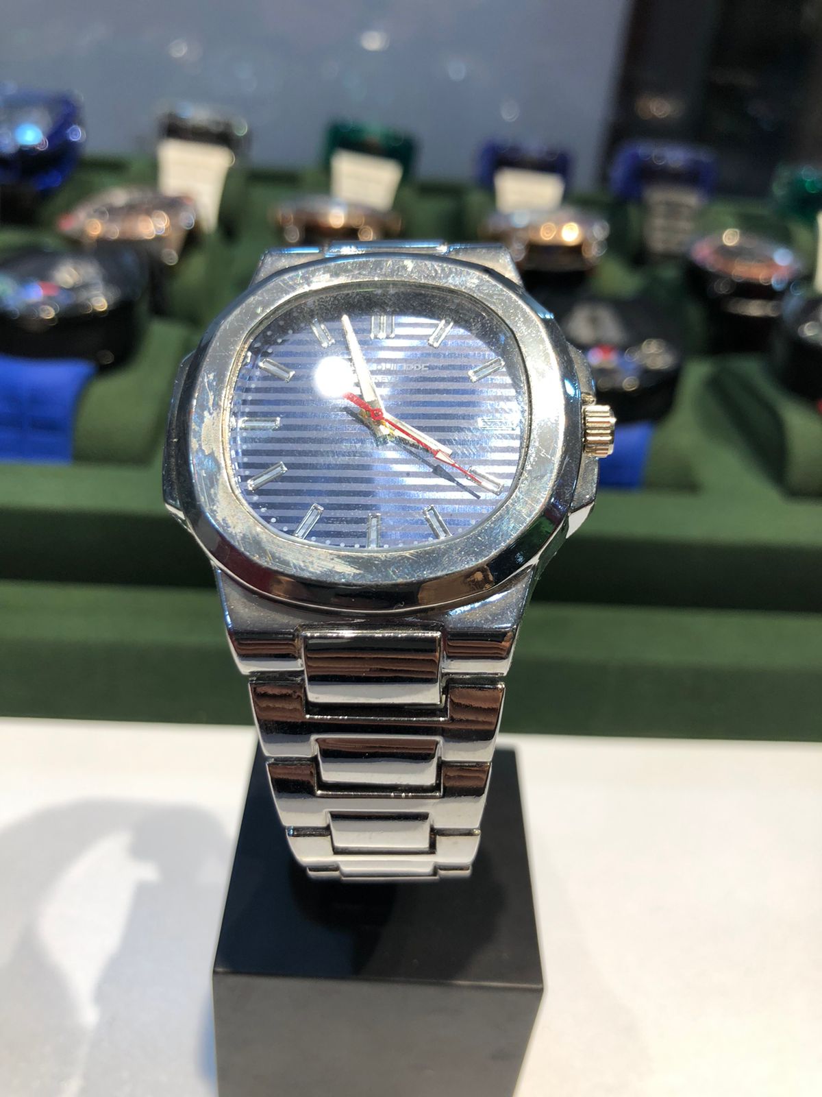 BLUE PATEK PHILIPPE : ساعة باتيك فيليب زرقاء