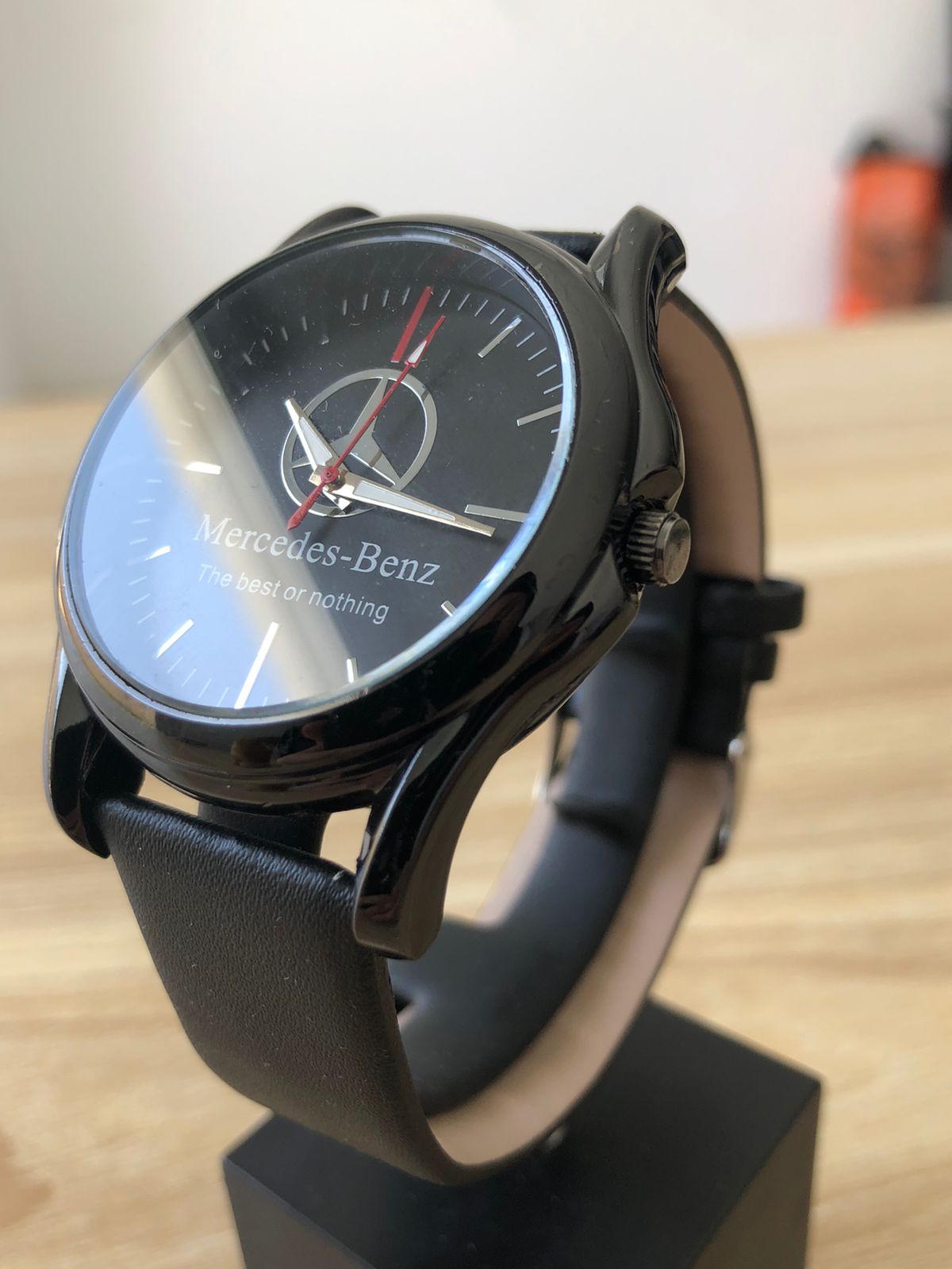 MERCEDES WATCH : ساعة مرسيدس