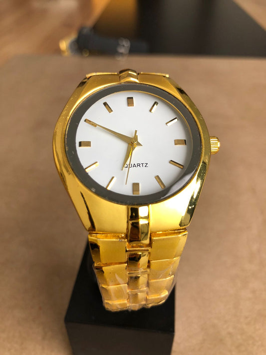 GOLDEN QUARTZ WATCH : ساعة كوارتز ذهبية
