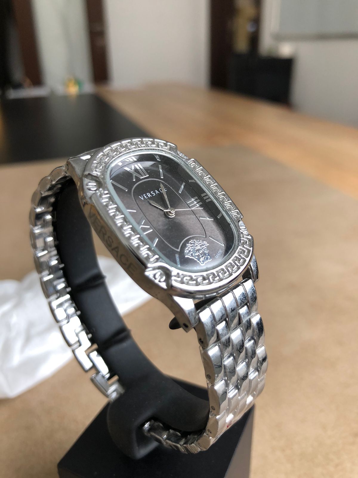 SILVER VERSACE WATCH : ساعة فيرزاتشي الفضية