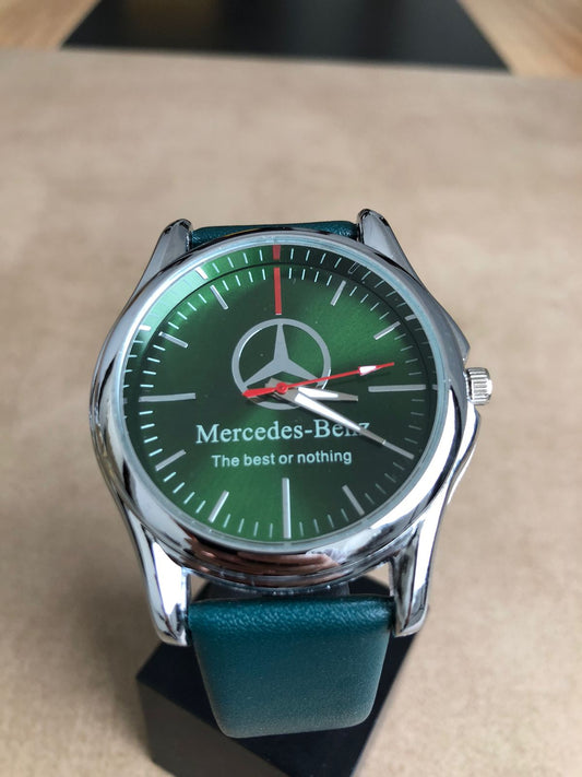 GREEN TOYOTA WATCH : ساعة تويوتا خضراء فضي