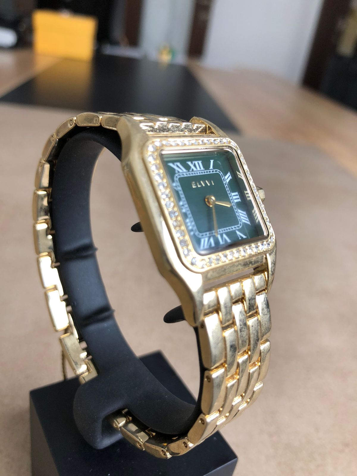 ELVVI  WATCH : ساعة ايلفي