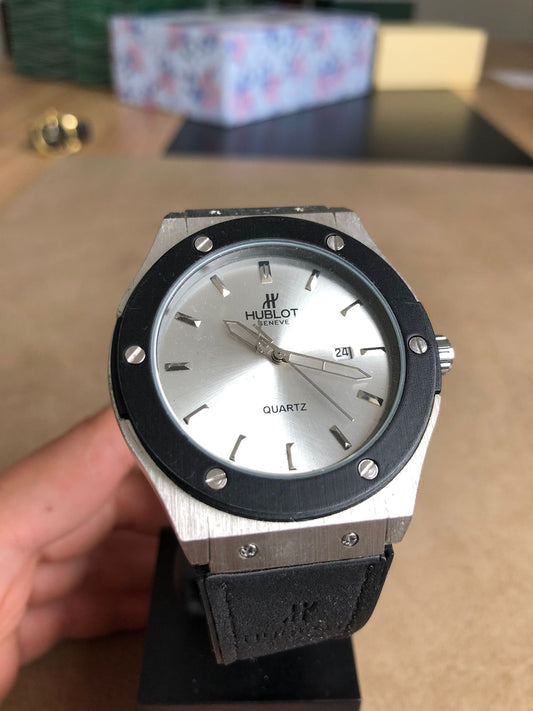 SILVER HUBLOT WATCH : ساعة هوبلوت  فضي