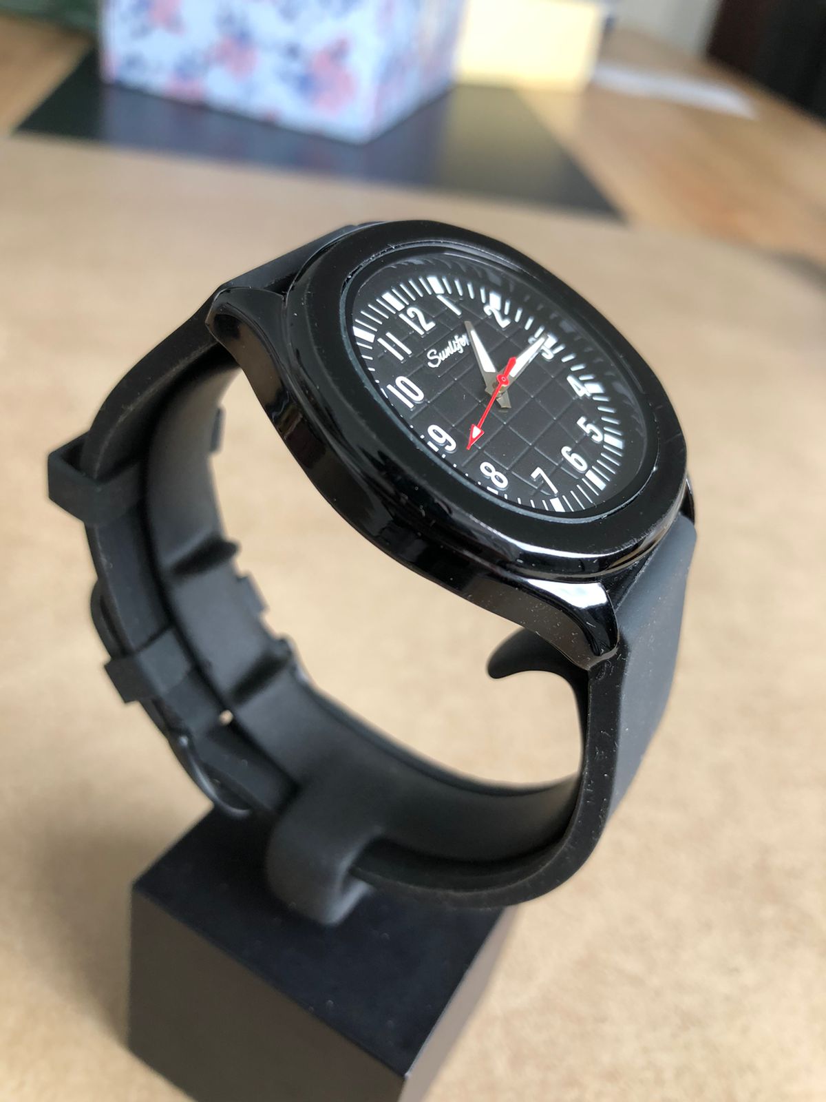 SUNLIFERT WATCH  : ساعة صن ليفيرت