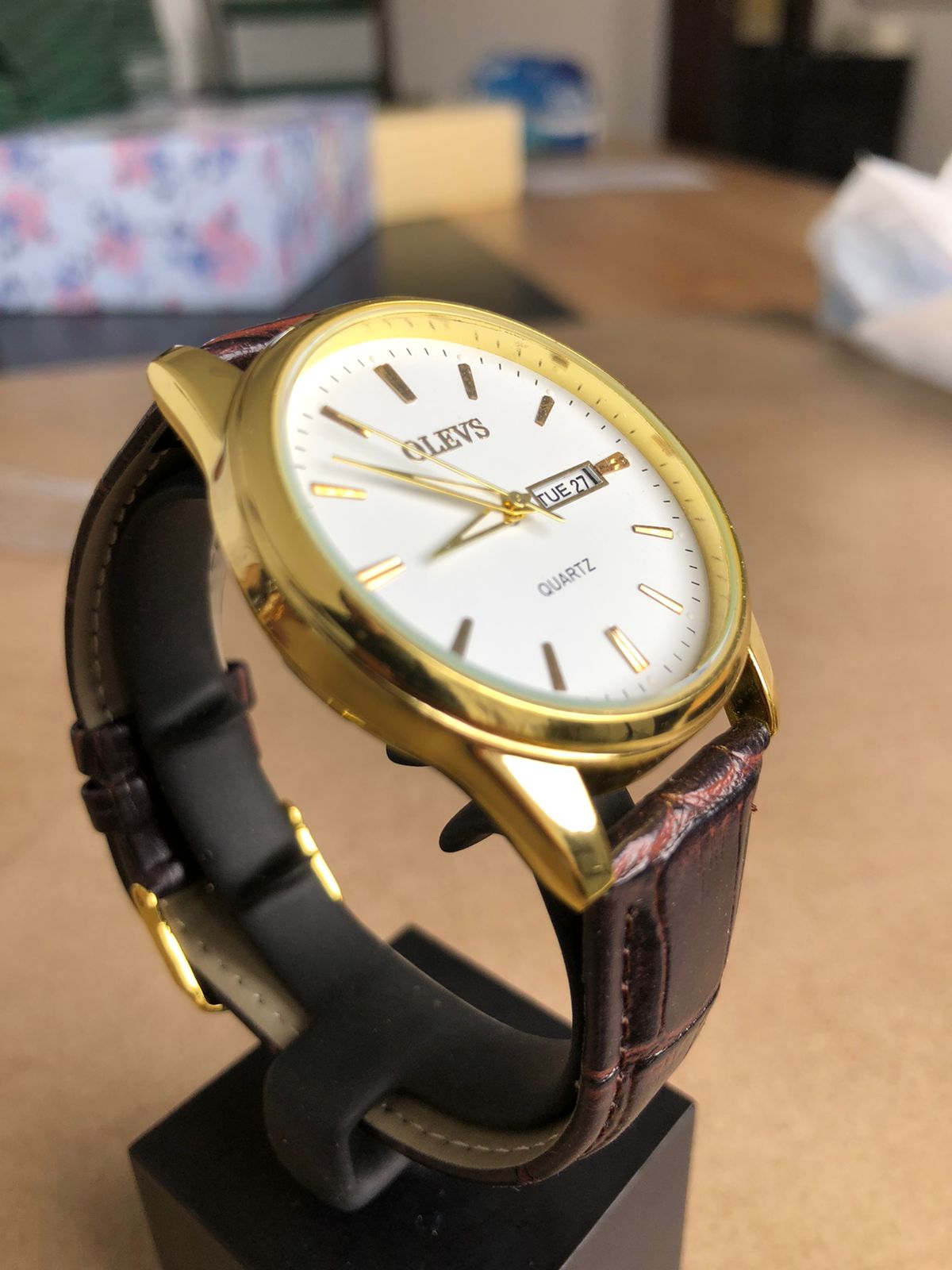 WHITE OLIVS WATCH :  ساعة اوليفس ابيض
