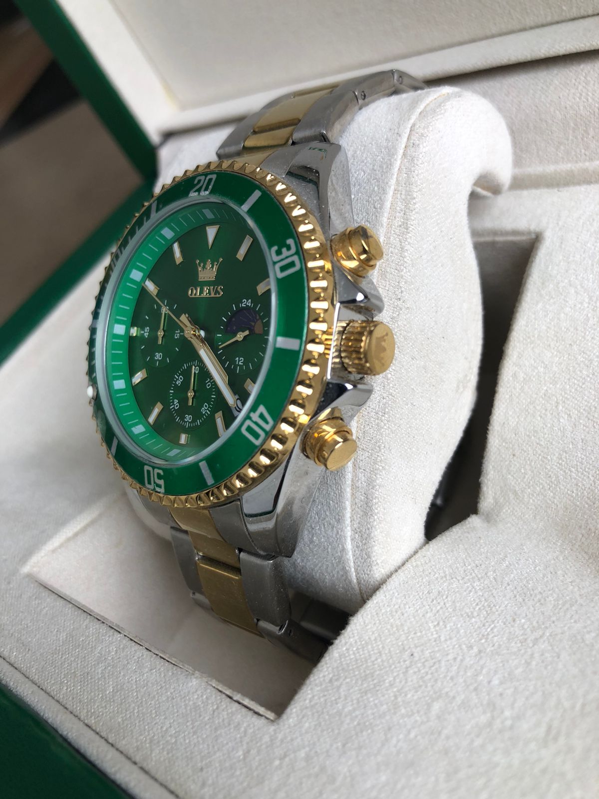 OLEVS WATCH 3  :   ساعة اوليفز اخضر فضي