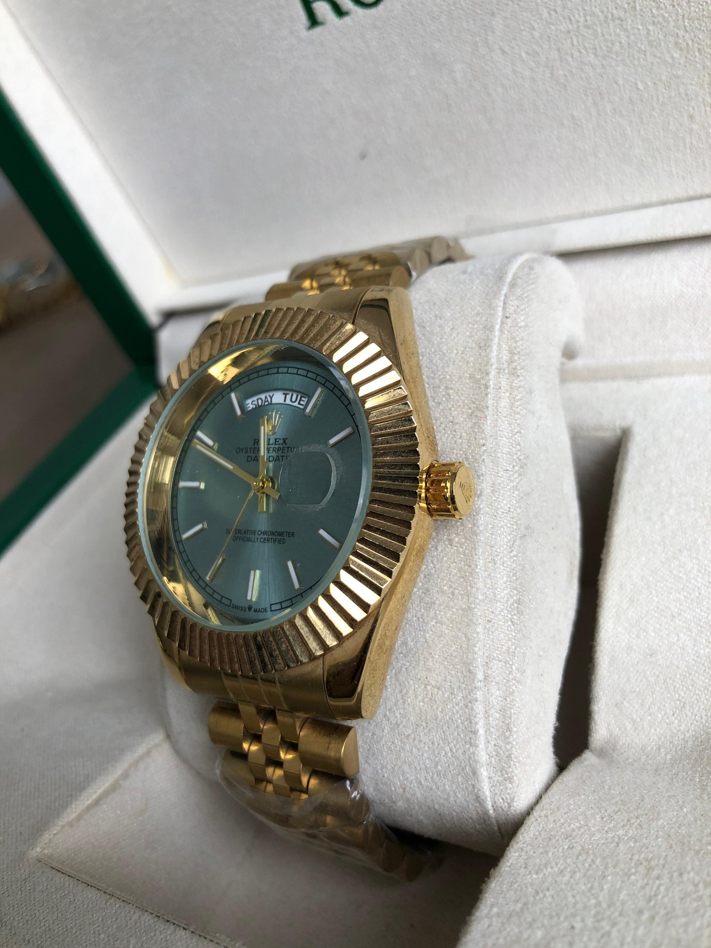 ROLEX WATCH   :  ساعة رولكس اويستر ازرق