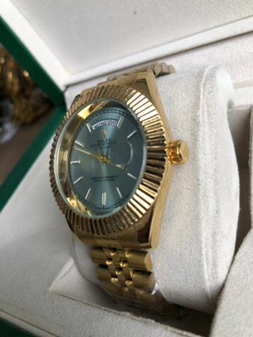 ROLEX WATCH   :  ساعة رولكس داي دايت مميزة