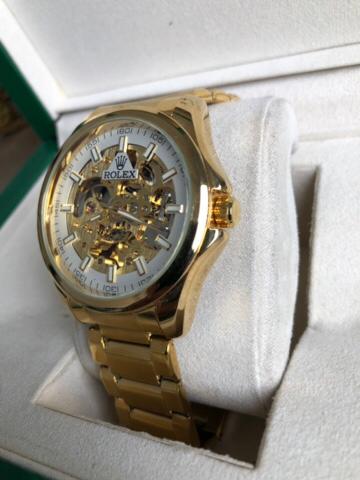 ROLEX WATCH   :  ساعة رولكس مميزة ذهبي ابيض