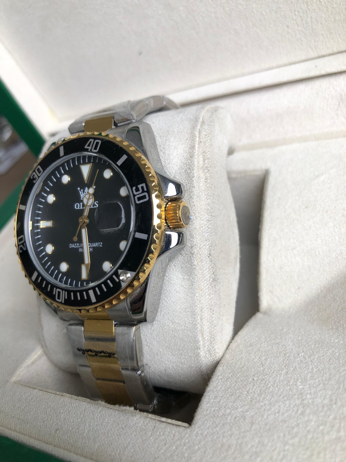 OLEVS WATCH 2   :  ساعة اوليفز اسود