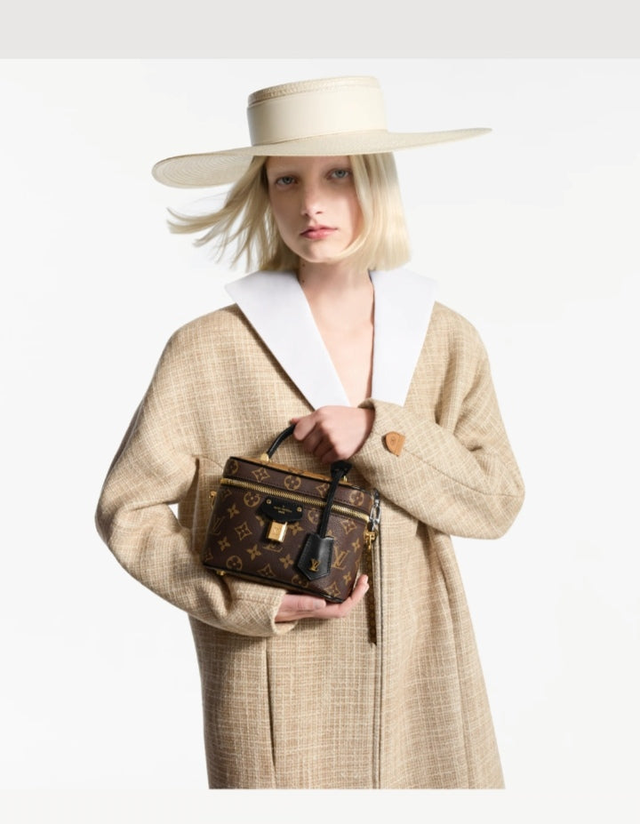 Vanity Pm bag حقيبة