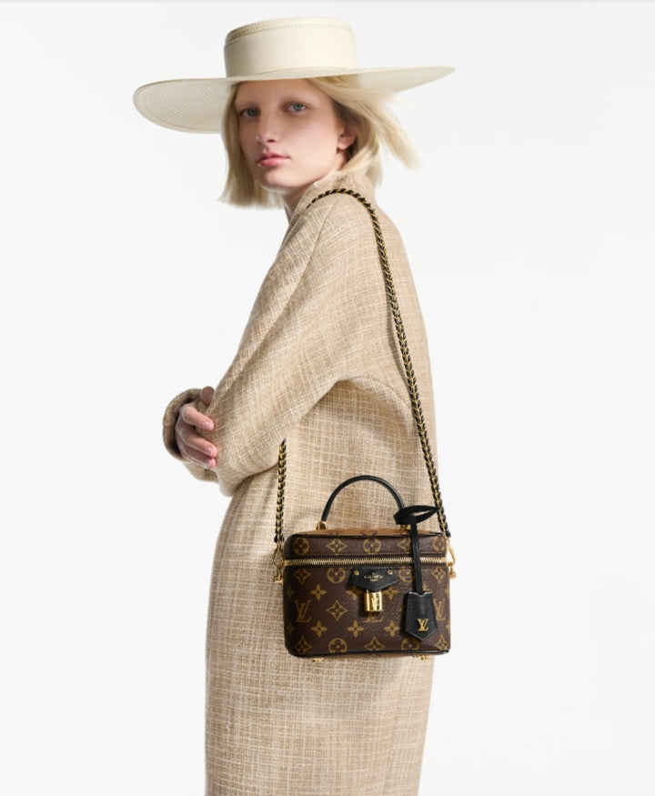 Vanity Pm bag حقيبة